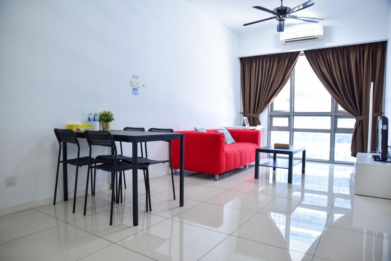 Ferienwohnung Gt2@Cascades Residency Petaling Jaya Exterior foto