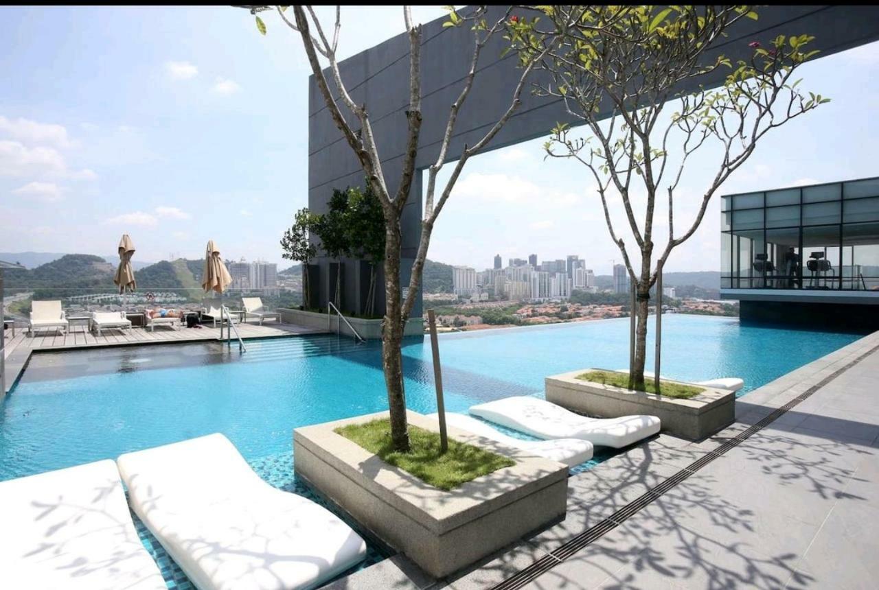 Ferienwohnung Gt2@Cascades Residency Petaling Jaya Exterior foto